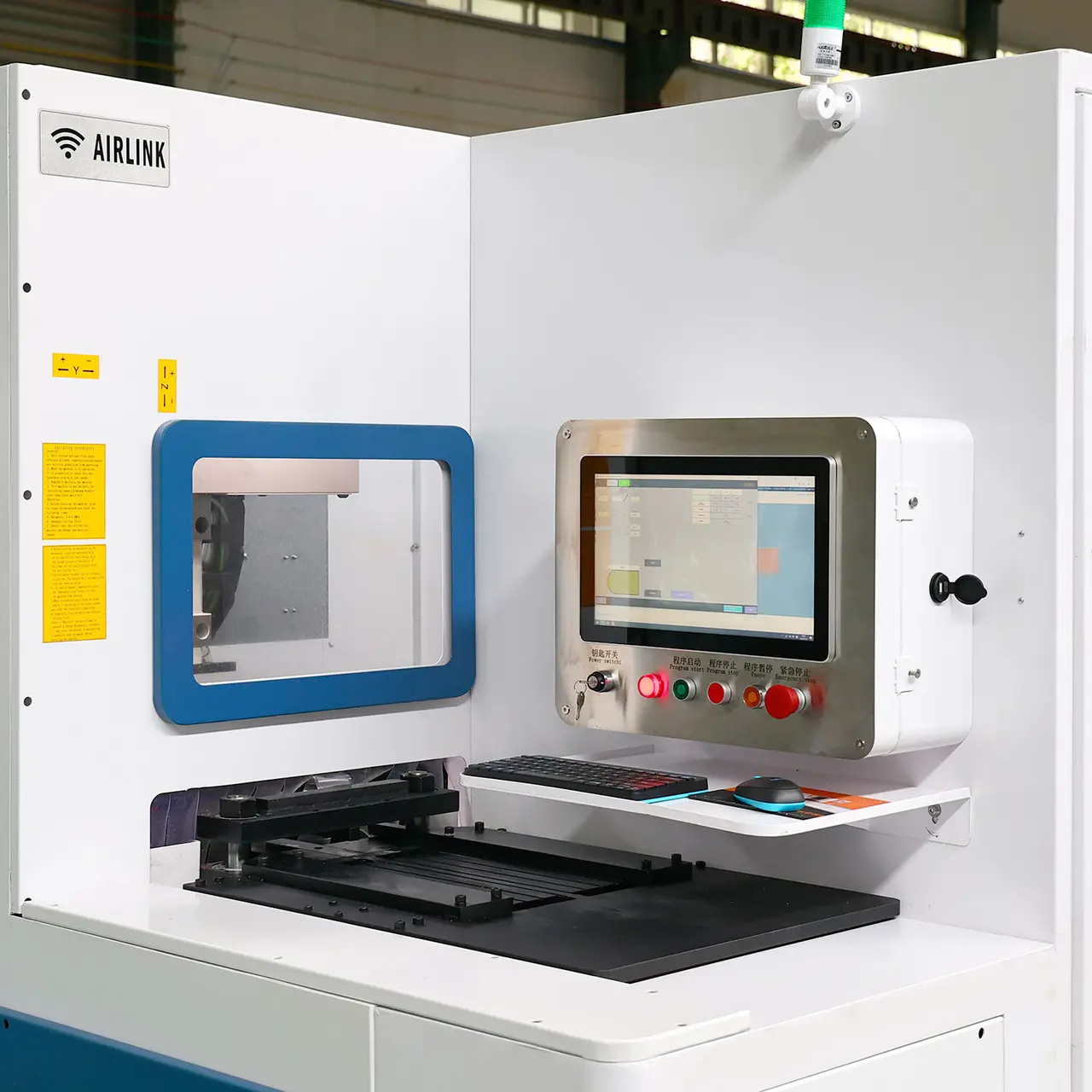 EMAC-XT busbar chamfering and arc machining centre — detail 4